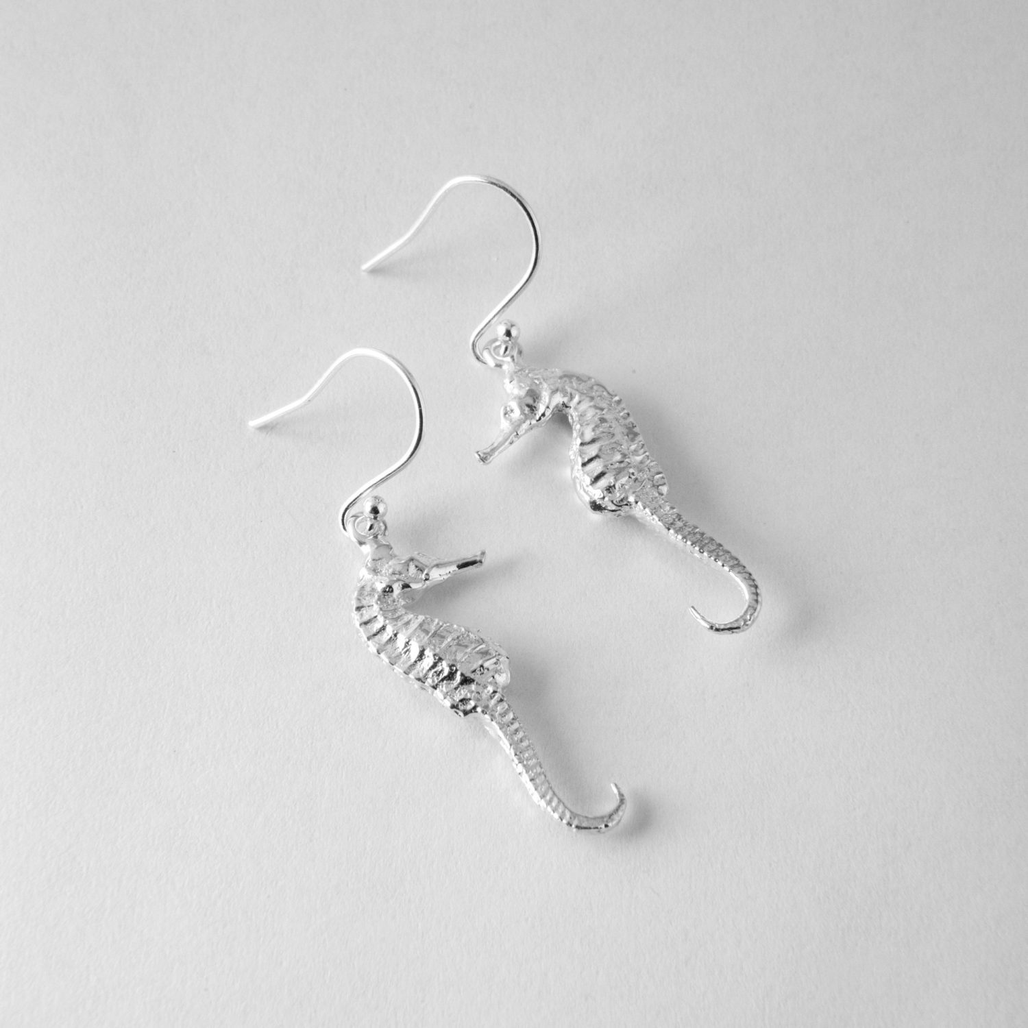 Understanding Seahorse Symbolism in Nature & Design - Kaikoa Designs Understanding Seahorse Symbolism in Nature & Design - Kaikoa Designs